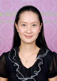 รูป แพทย์หญิง ชนิยา กัลชาญพิเศษ